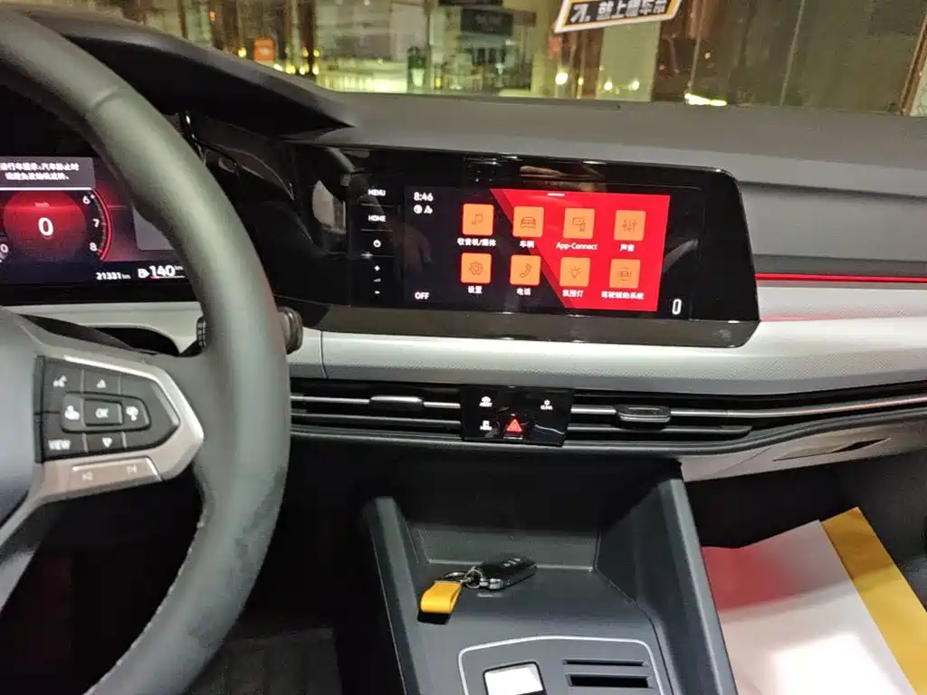 Volkswagen Golf — миниатюра 13