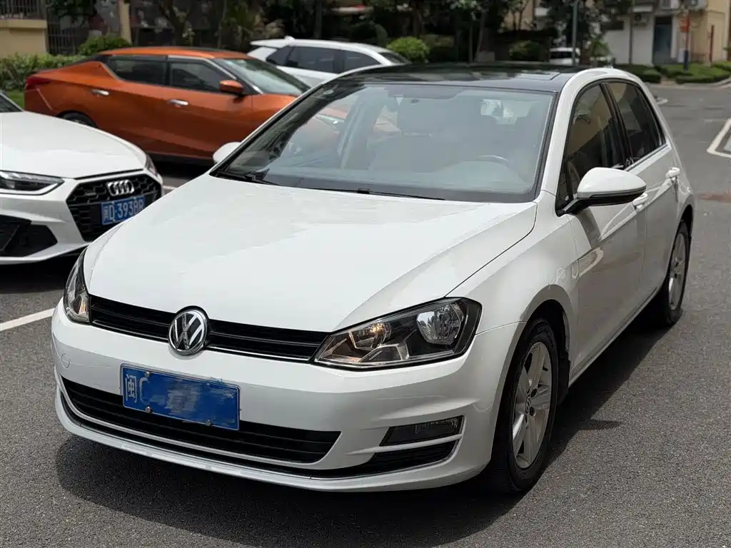 Купить Volkswagen Golf