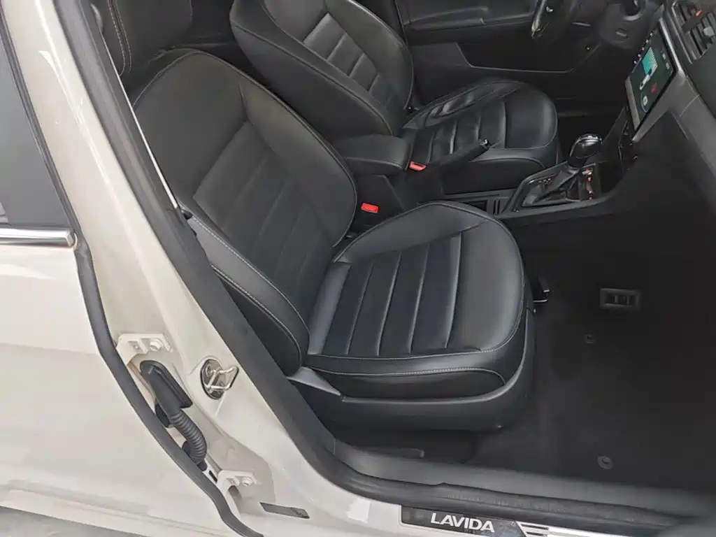 Volkswagen Lavida — миниатюра 25