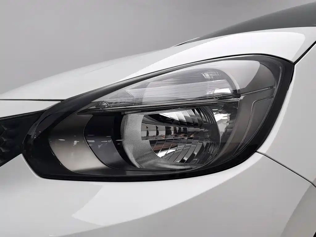 Honda Fit — миниатюра 7