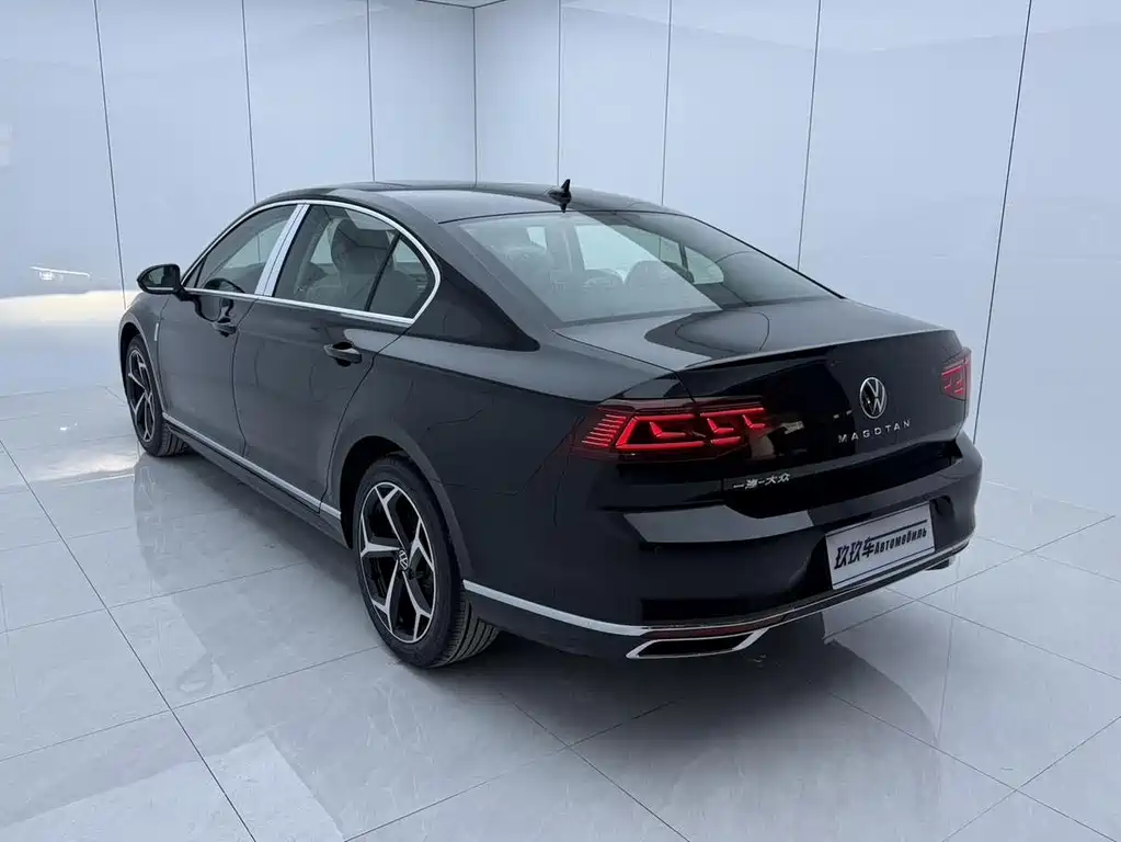 Volkswagen Magotan — миниатюра 4