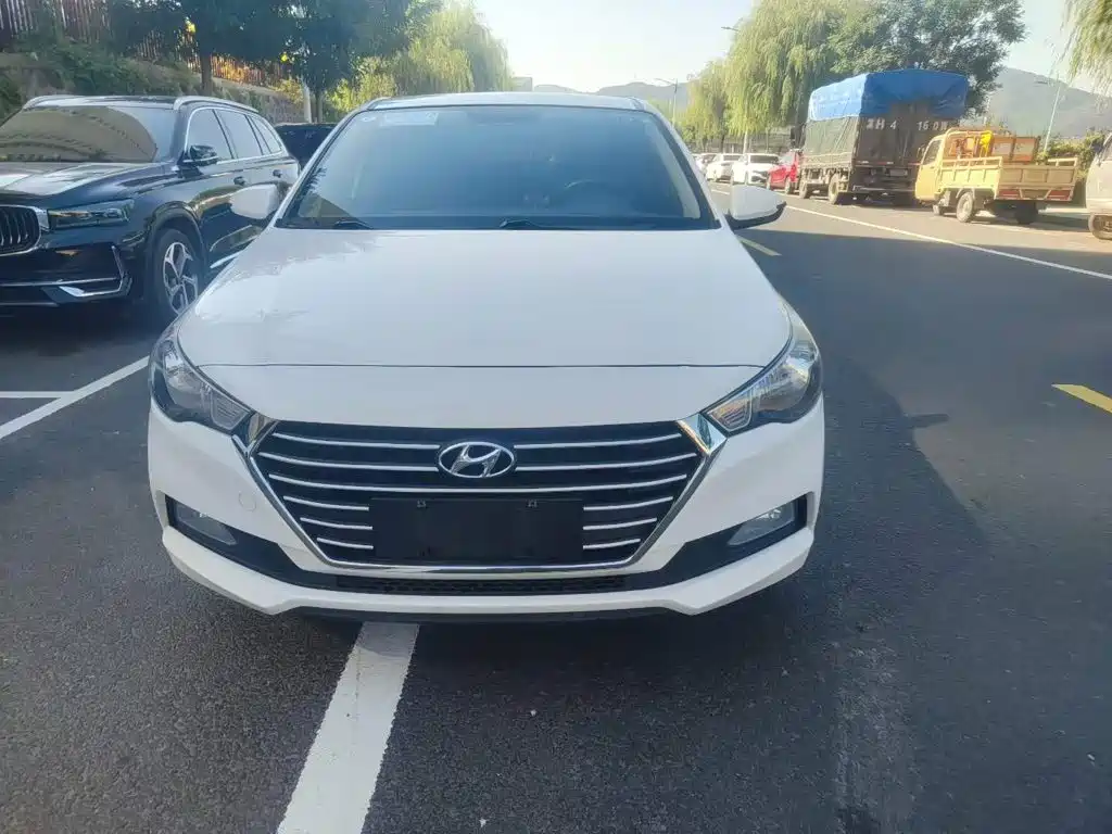 Hyundai Verna — миниатюра 7