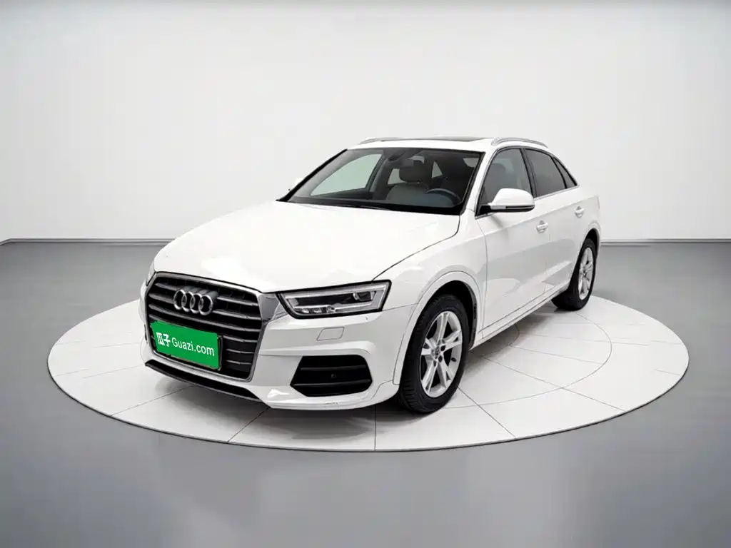 Audi Q3 2017 30 TFSI Fashion Type