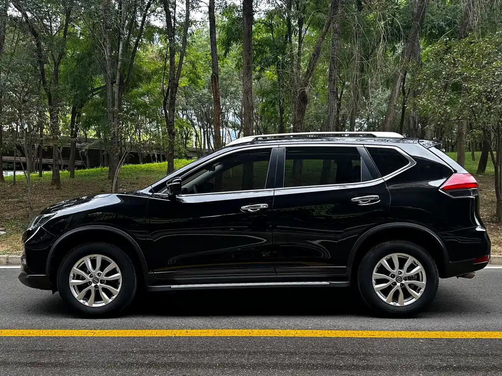 Nissan X-Trail — миниатюра 3