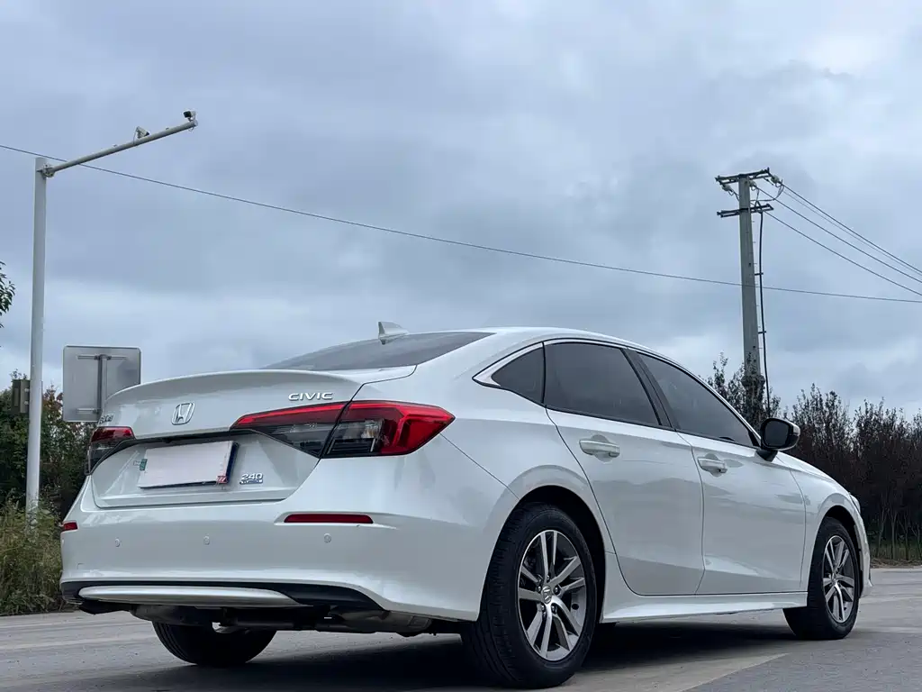 Honda Civic — миниатюра 7