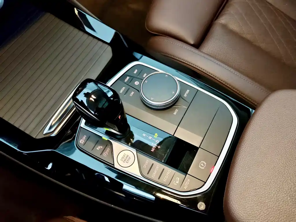BMW X3 — миниатюра 9