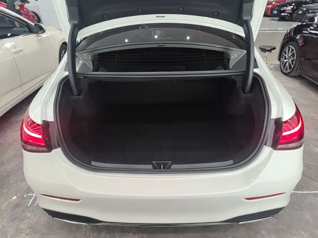 Mercedes-Benz A-Class — миниатюра 19