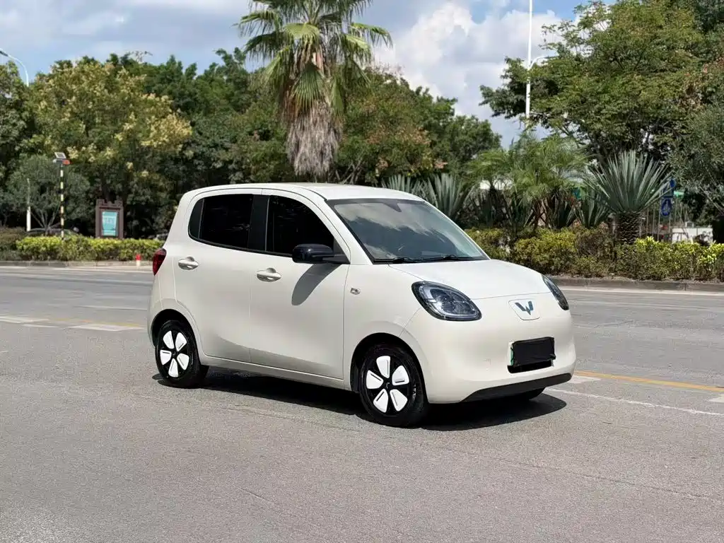 Wuling MINIEV — миниатюра 4