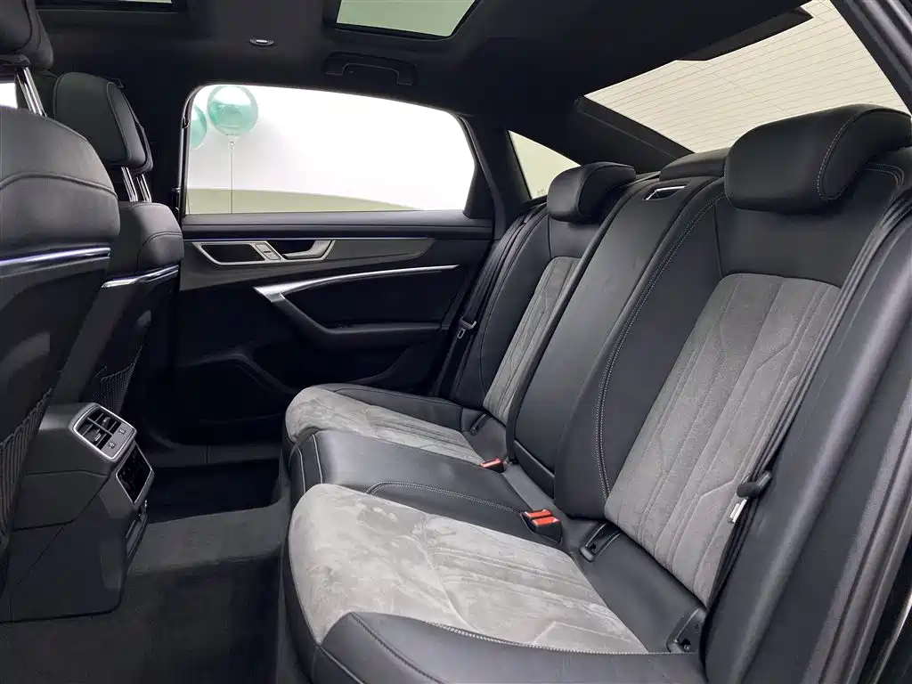 Audi A6L 2024 45 TFSI