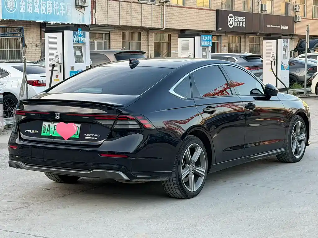 Honda Accord New Energy — миниатюра 7