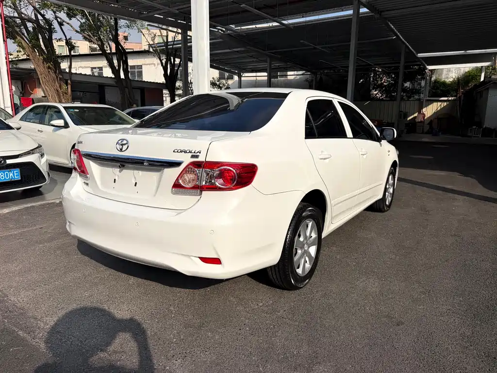 Toyota Corolla — миниатюра 7