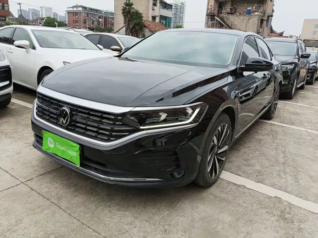 Volkswagen Passat 2023 330TSI Elite