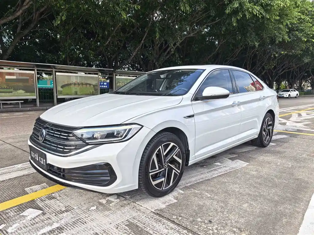 Купить Volkswagen Sagitar