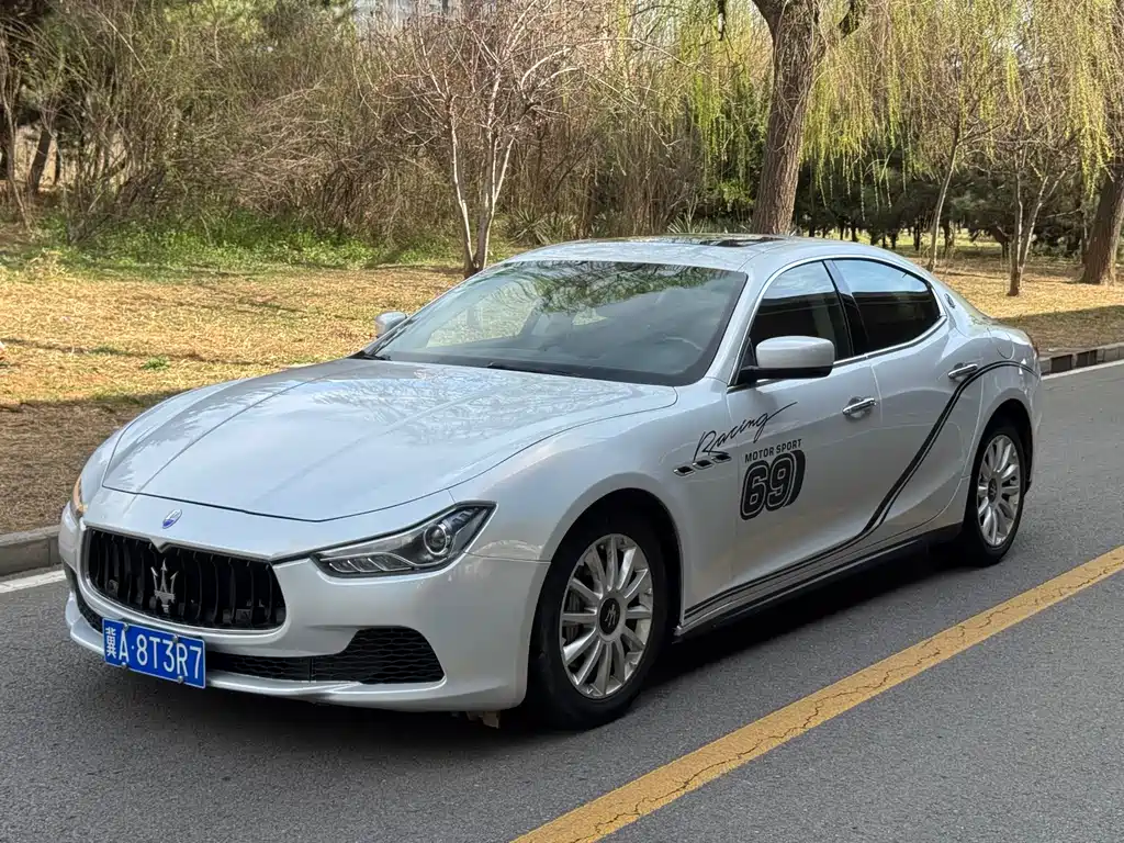 Купить Maserati Ghibli