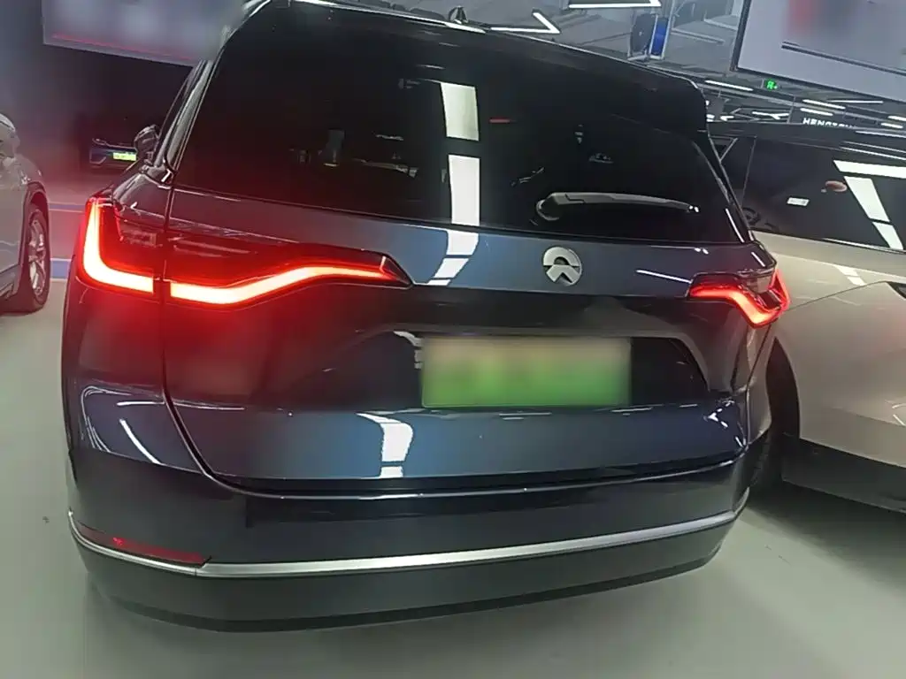 NIO ES8 — миниатюра 6