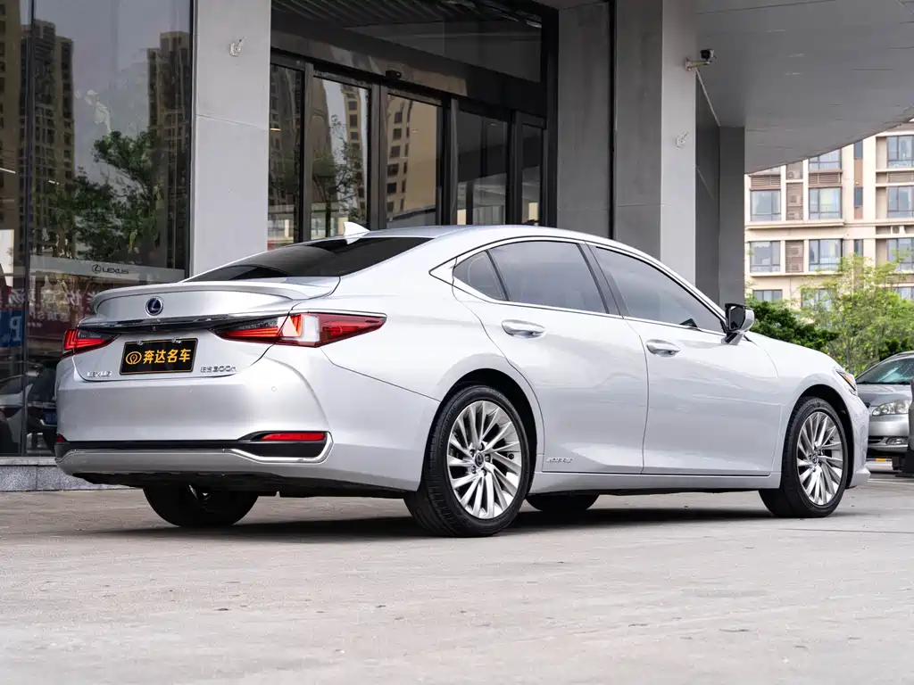 Lexus ES 2020 300h Executive