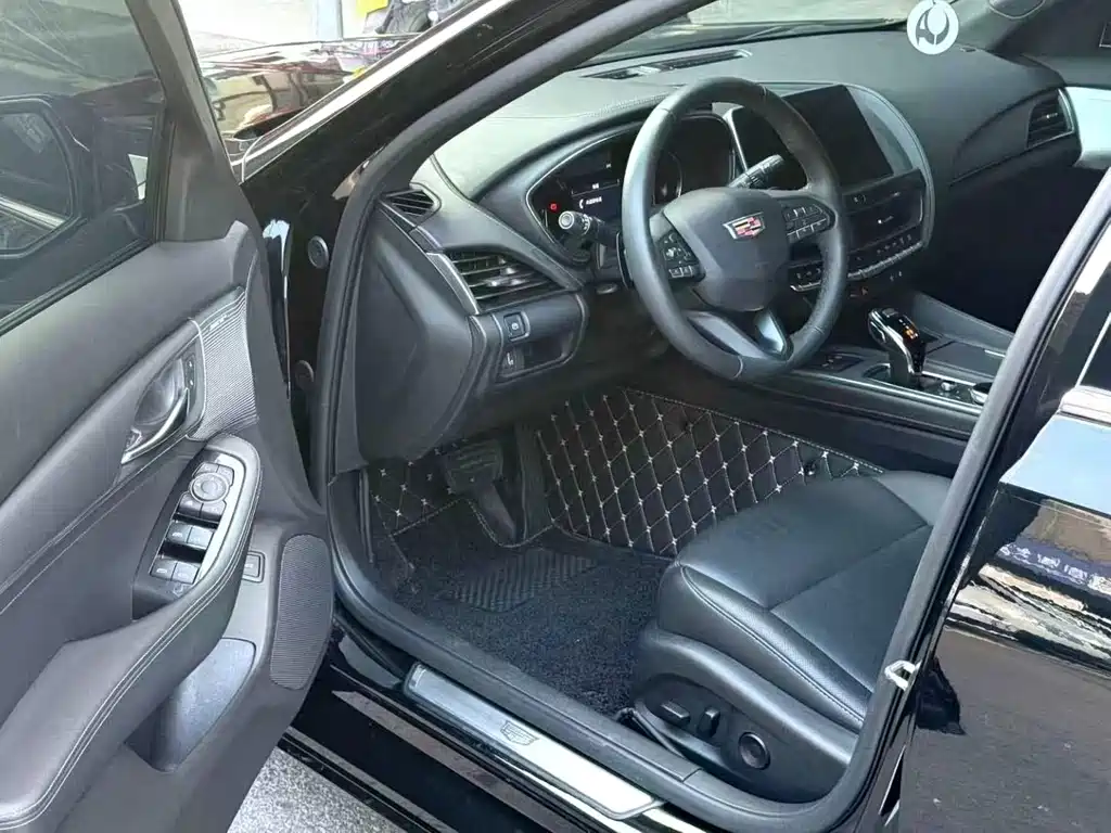 Cadillac CT5 — миниатюра 4