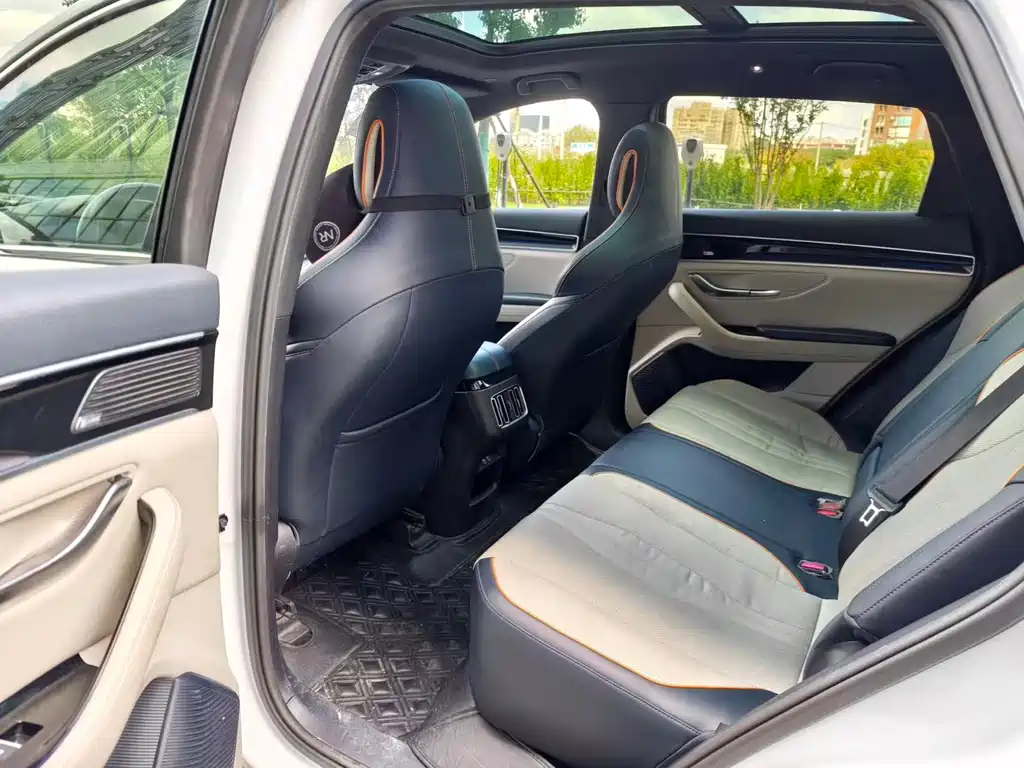 BYD Song Plus DM-i 2021 — фото 4