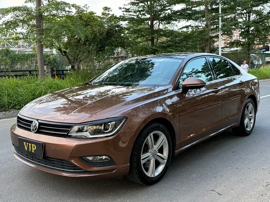 Volkswagen Lamando 2015