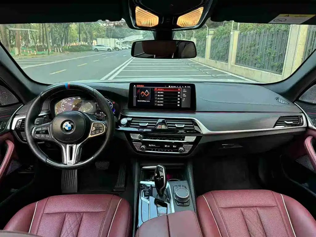 BMW 5 SERIES