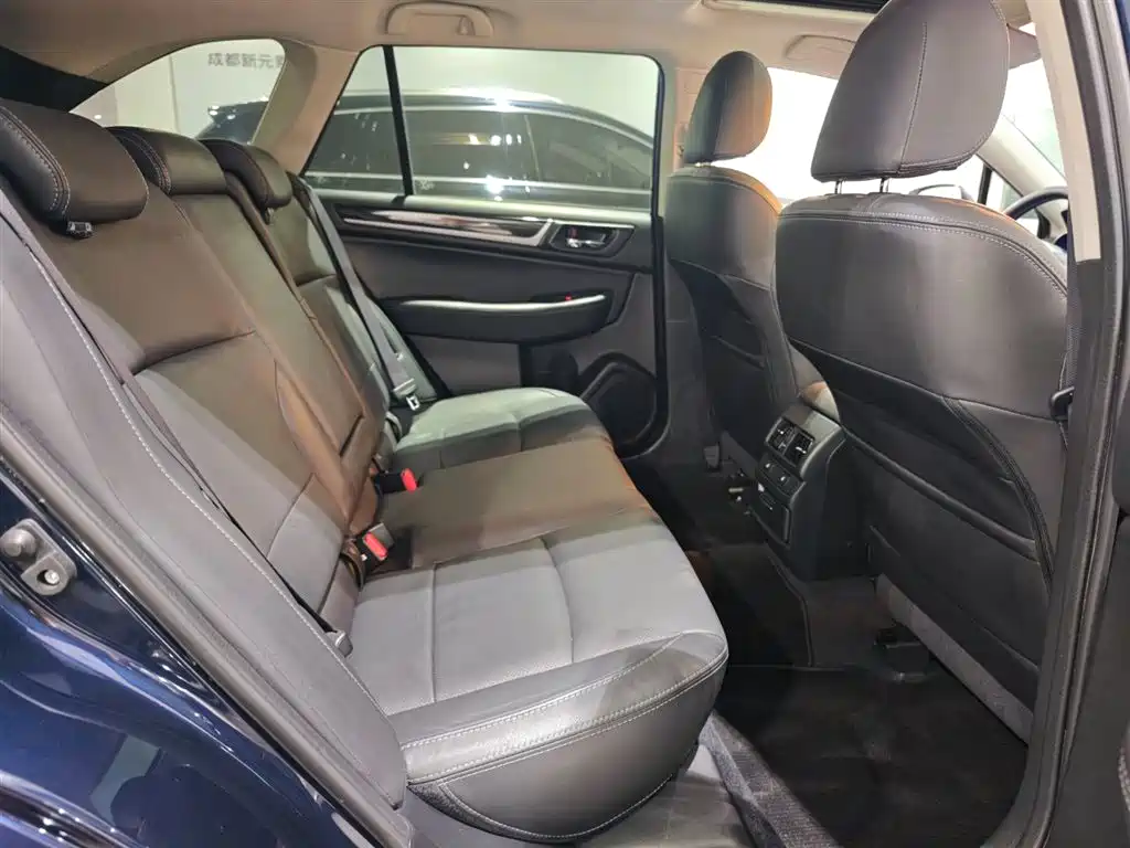 Subaru Outback — миниатюра 7
