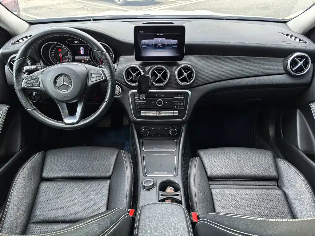Mercedes-Benz GLA — миниатюра 11