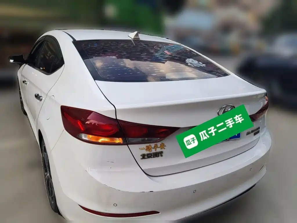 Hyundai Elantra — миниатюра 25