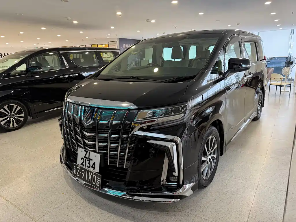 Купить Toyota Alphard