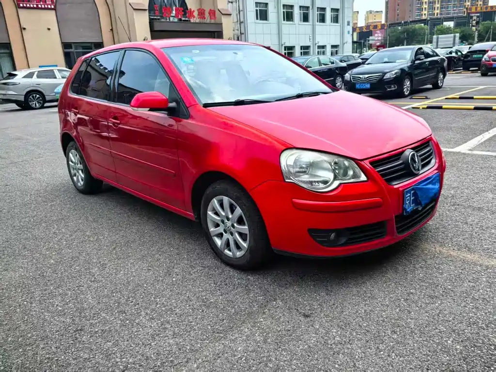 Volkswagen Polo 2009 1.4L AT