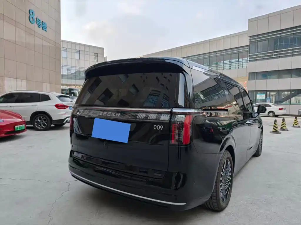 ZEEKR EXTREME KRYPTON 009