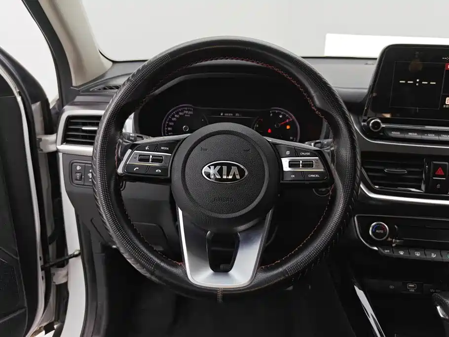Kia Sportage — миниатюра 15