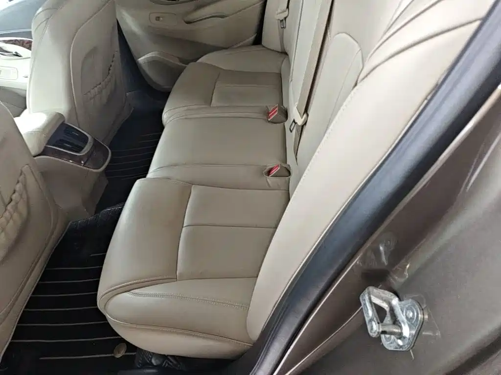 Buick LaCrosse — миниатюра 17