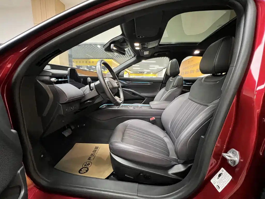 Ford Mondeo — миниатюра 7