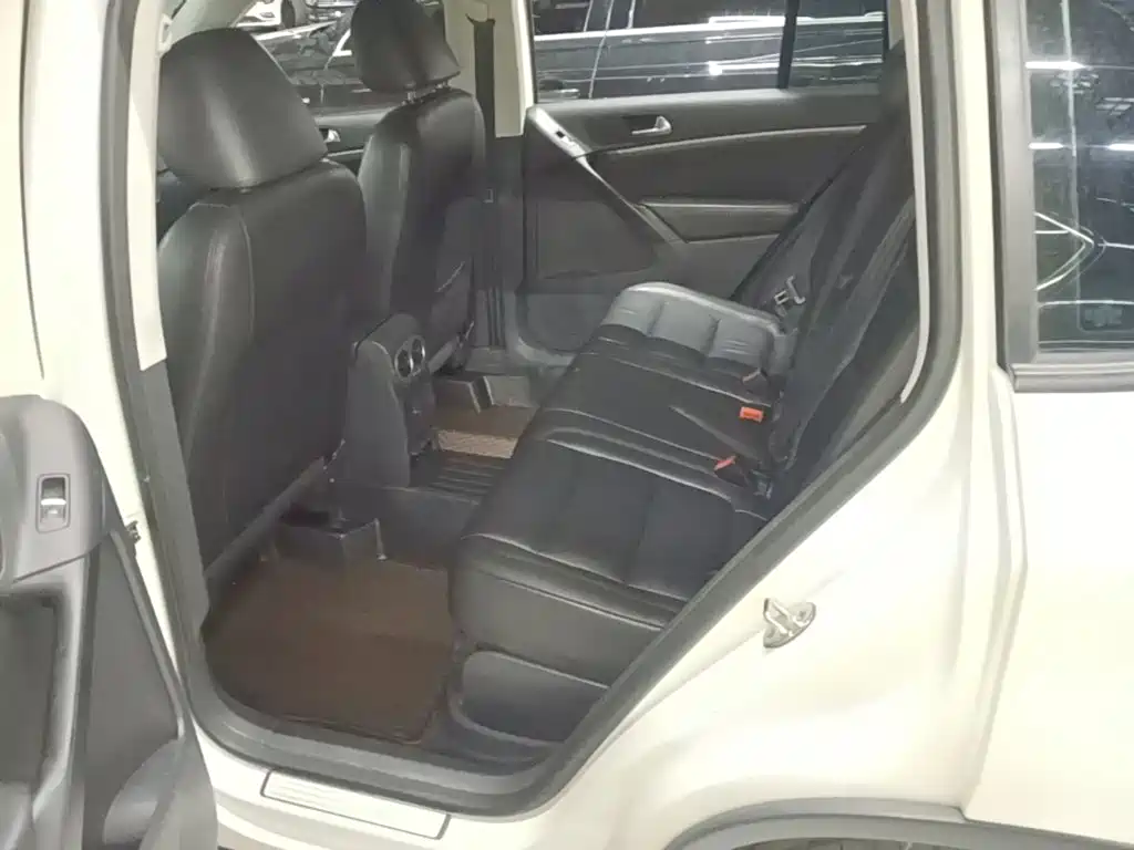 Volkswagen Tiguan — миниатюра 17