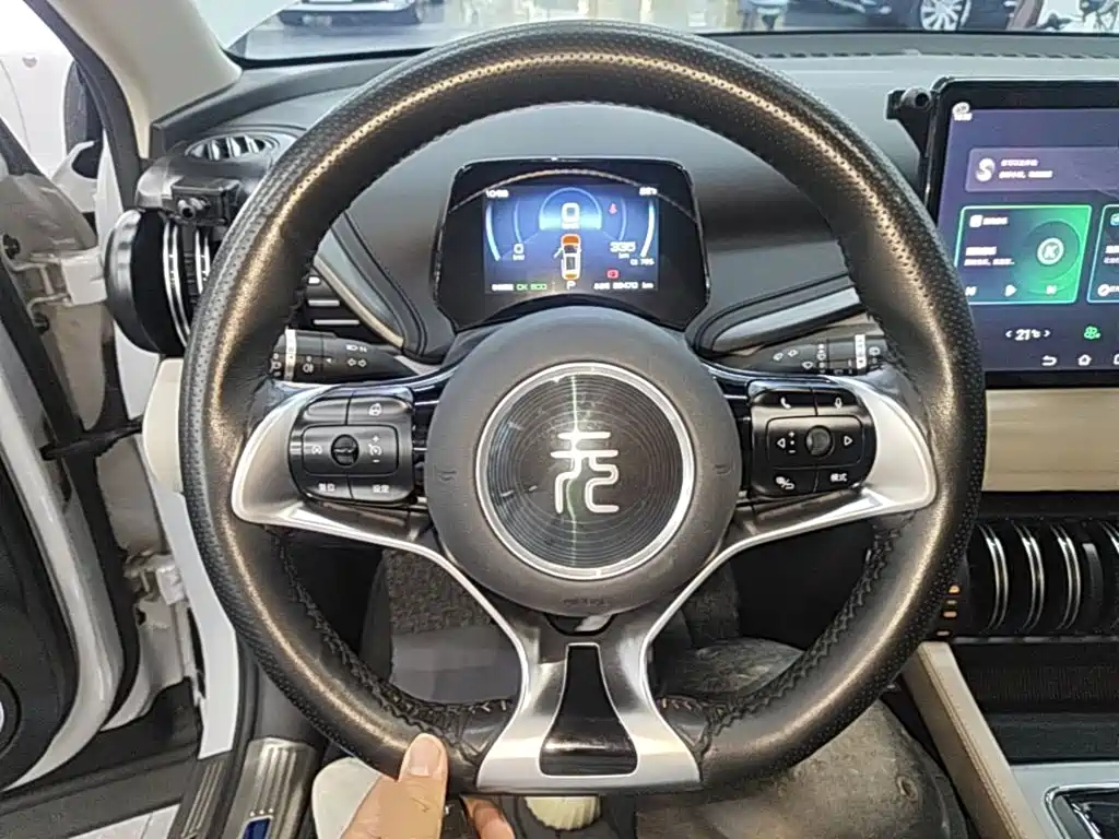 BYD Yuan Plus — миниатюра 11