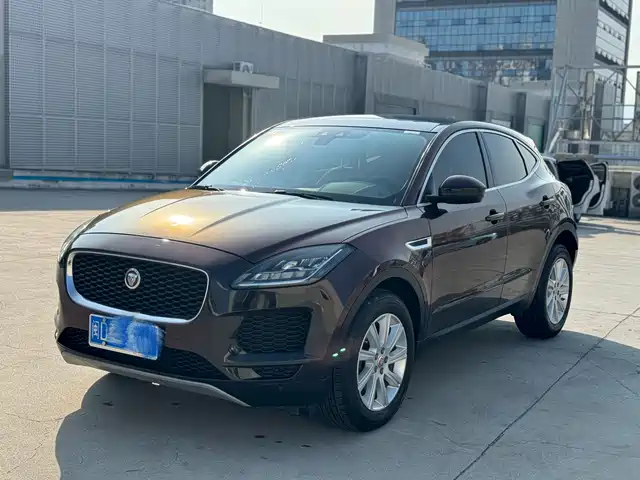 JAGUAR E PACE