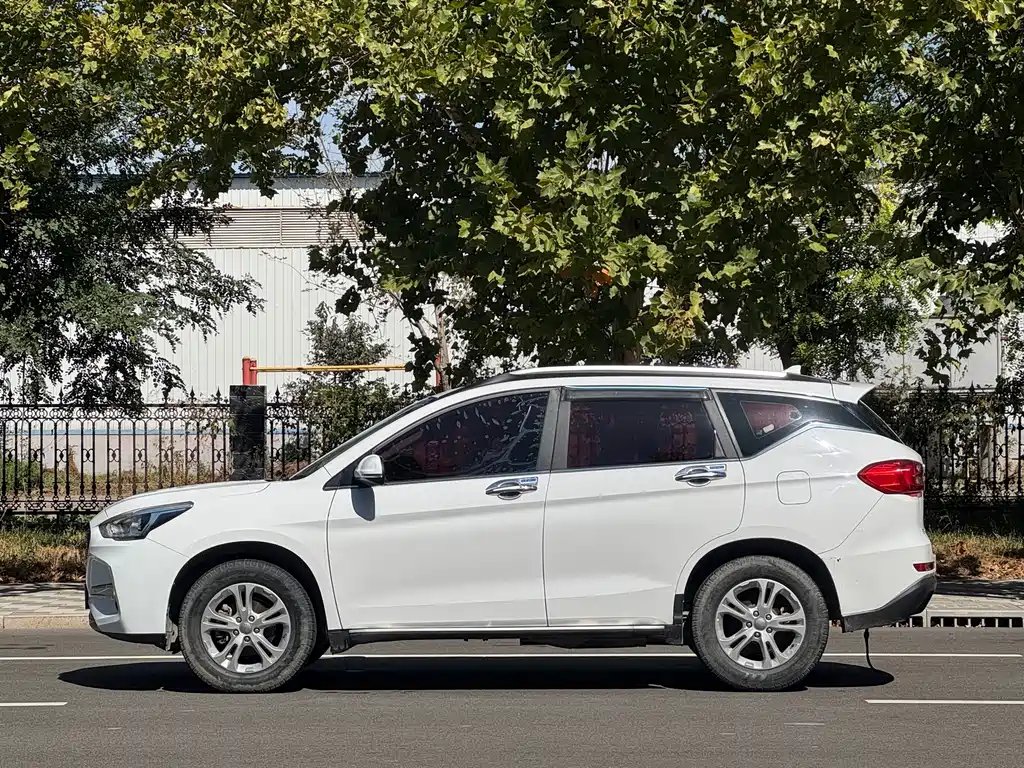 Haval M6 — миниатюра 7