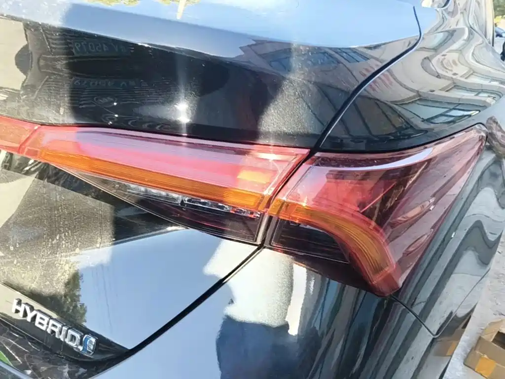 Toyota Avalon — миниатюра 8