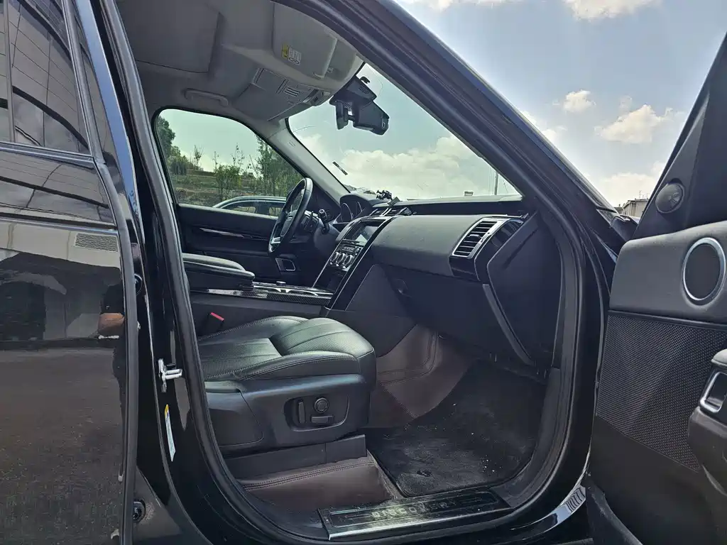 Land Rover Discovery — миниатюра 18