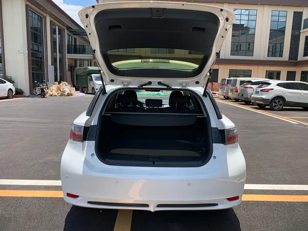 Lexus CT 2012 CT200h Elite