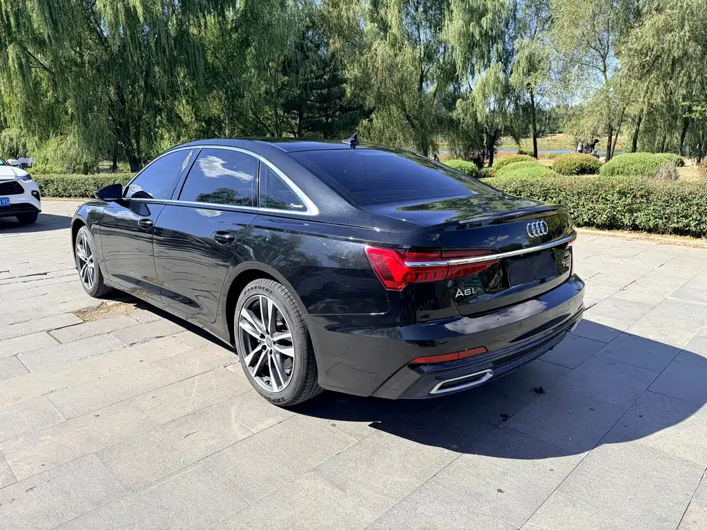 Audi A6L — миниатюра 7