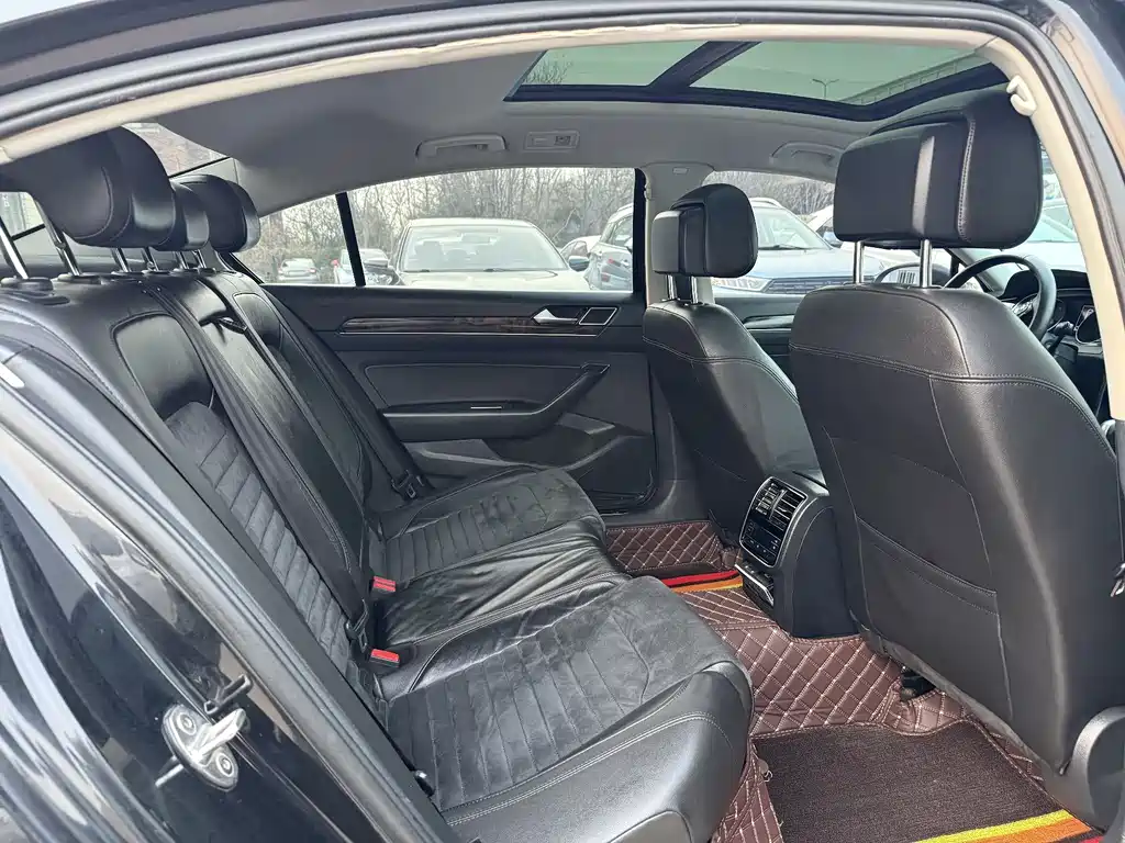 Volkswagen Magotan 2017 330TSI DSG Lead