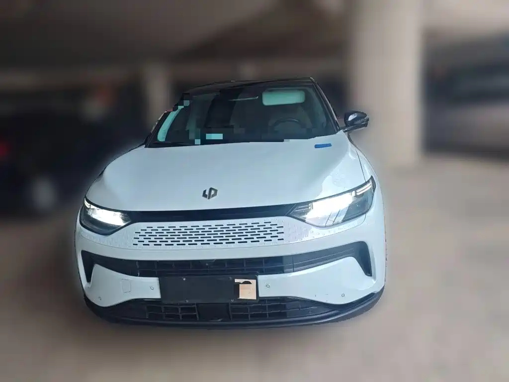Leapmotor Leapmotor C11 — миниатюра 2