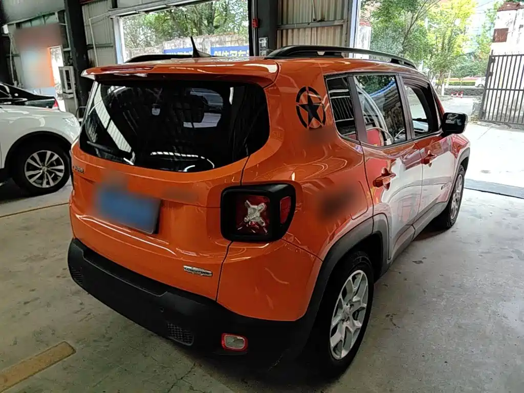 Jeep Renegade — миниатюра 7