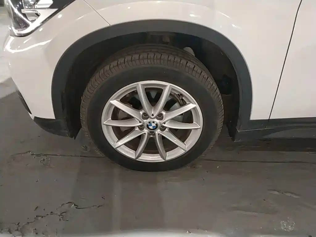 BMW X1 — миниатюра 23