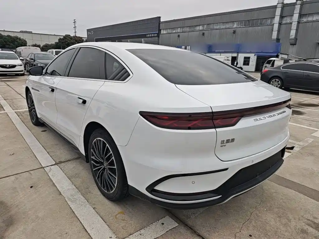 BYD Han — миниатюра 5