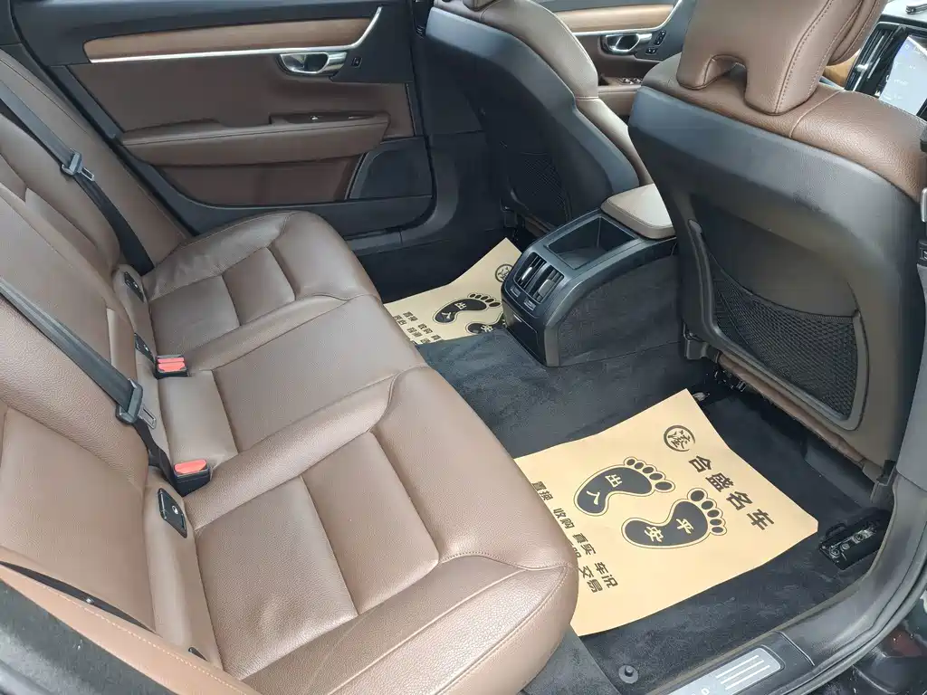 Volvo S90 — миниатюра 18