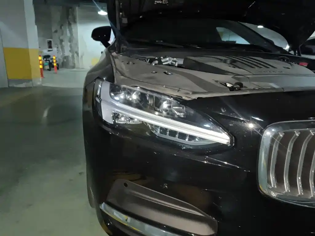 Volvo S90 — миниатюра 7