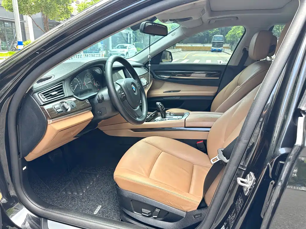 BMW 7 Series 7 2011 730Li Elegant