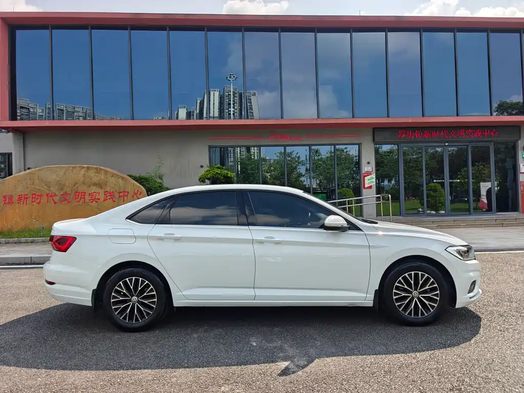 Volkswagen Sagitar — миниатюра 8